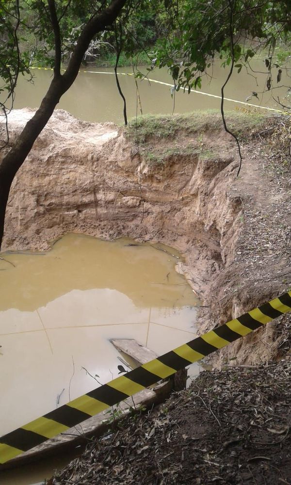 Buscan otro buque de guerra en aguas del río Yhaguy - Nacionales - ABC Color