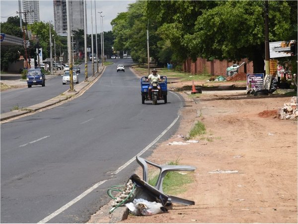 Transchaco sin señalización sigue arriesgando vida de automovilistas