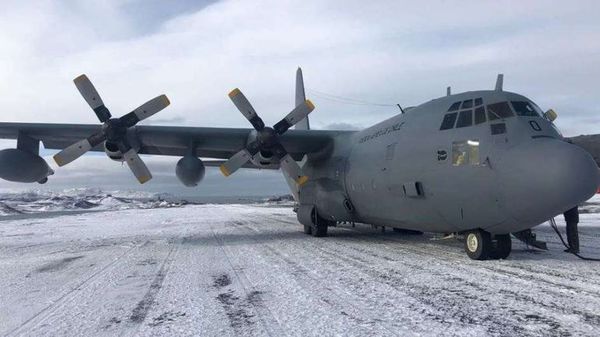 Desapareció avión militar chileno con 38 personas a bordo  - Mundo - ABC Color