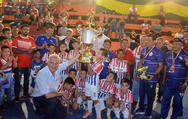 Culmina el C9 con Amambay campeón y arranca el C11 - Deportes - ABC Color