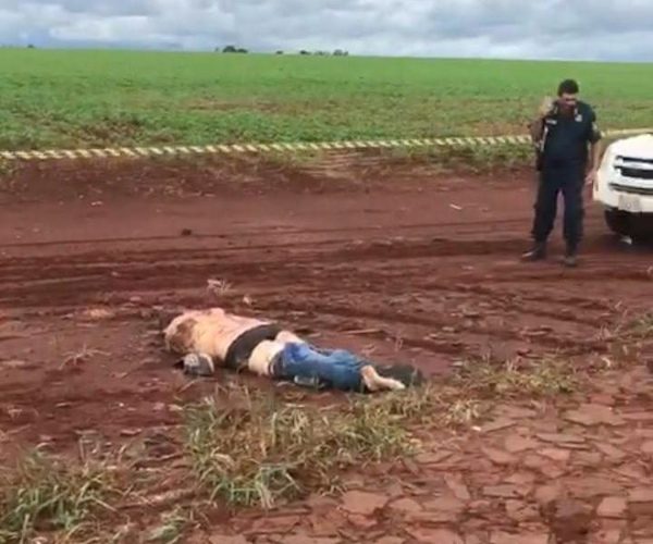 Hallan cuerpo de quien sería ocupante de helicóptero