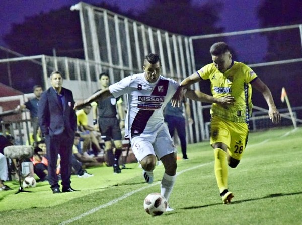 Capiatá y San Lorenzo dejan para la última fecha definición del descenso | .::Agencia IP::.