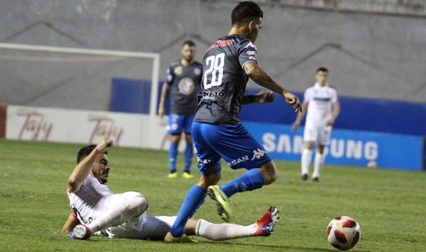 Nacional supera a San Lorenzo en la penúltima fecha del Clausura