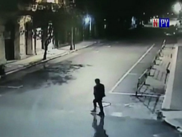 Tres aprehendidos por disparo al aire frente a Vicepresidencia