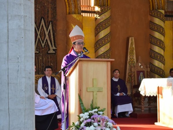 Instan a revalorizar la familia en novenario de la Virgen del Paso