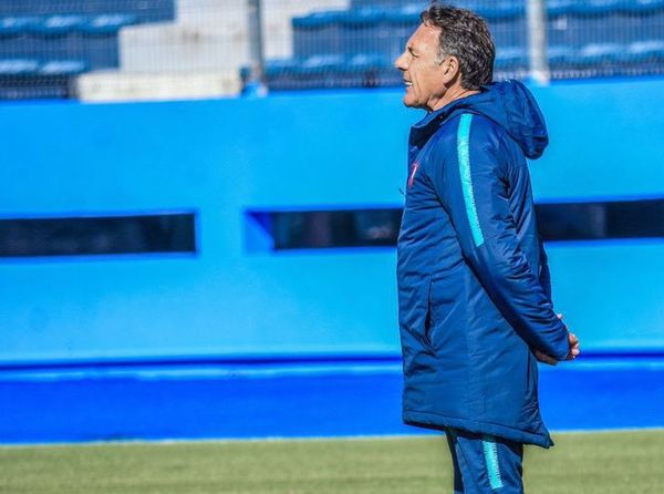 Russo, principal candidato a ser el nuevo técnico de Boca - Fútbol - ABC Color
