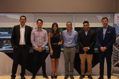 Reconocido arquitecto dio charla magistral