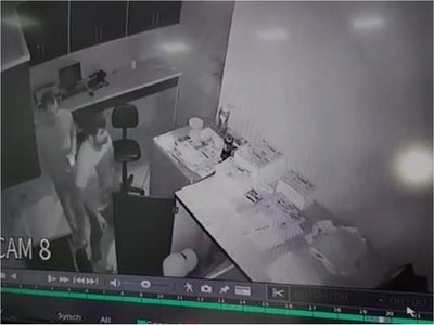 Policía busca a autores de robo y toma de rehén en Salto del Guairá