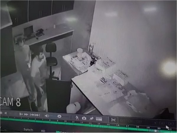 Policía busca a autores de robo y toma de rehén en Salto del Guairá