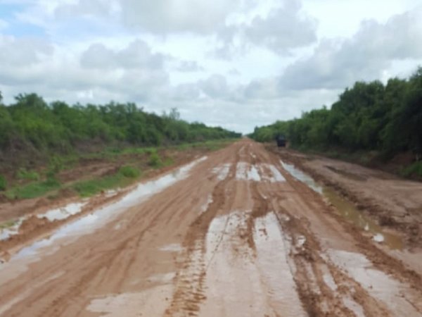Temporadas de lluvia empiezan a clausurar caminos en el Chaco