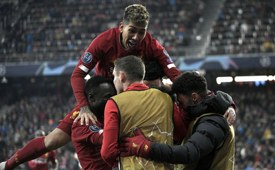 Liverpool avanza a octavos como primero de su grupo