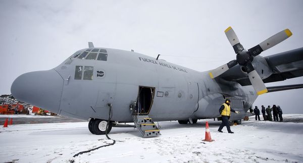 Continúa intenso operativo de búsqueda del avión militar chileno desaparecido » Ñanduti