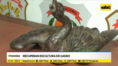 Recuperan escultura de ganso - ABC Noticias - ABC Color