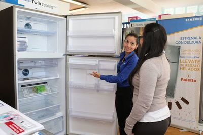 De cada 10 empleos solicitados, 3 son para el área comercial