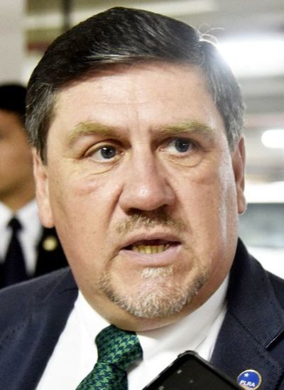 Blas Llano ve “cosas raras” - Política - ABC Color