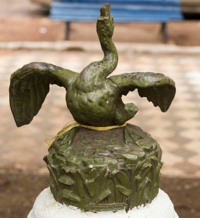 Estatuilla del ganso fue robada por adictos que viven en las plazas, según la Policía - La Primera Mañana - ABC Color