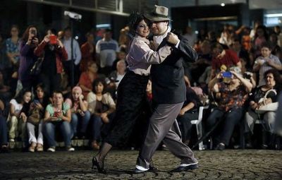 Taller gratuito de milonga - Cultura - ABC Color