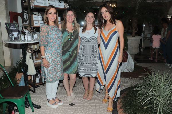 Feria navideña en Vía Allegra