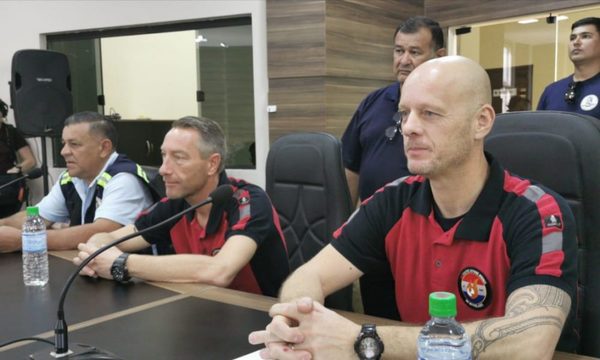 Reconocen y agradecen aporte de bomberos  de Holanda al Cuerpo de Bomberos de Franco