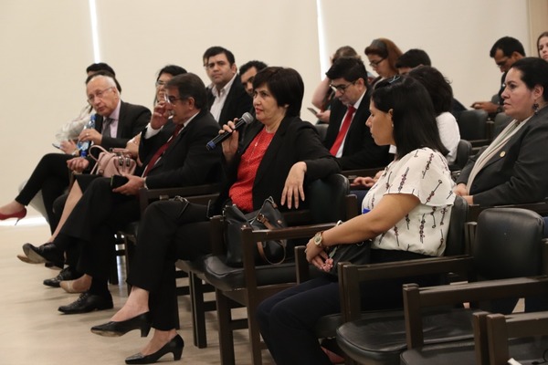 Realizan el foro nacional de calidad “Innovar en Tiempos de Crisis” » Ñanduti