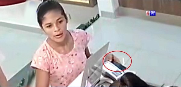 Como un acto de magia: Así robó un celular de una tienda | Noticias Paraguay