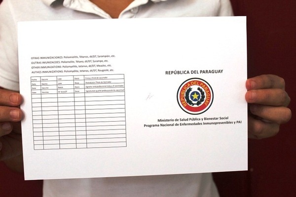 Sigue vigente obligatoriedad de presentar certificado de vacunación para viajeros
