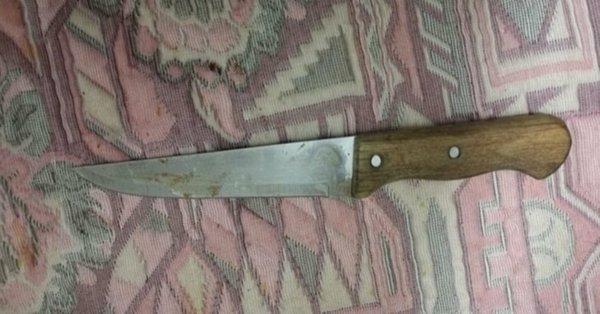 CLAVÓ A SU HIJO TRAS UNA RONDA DE TRAGOS