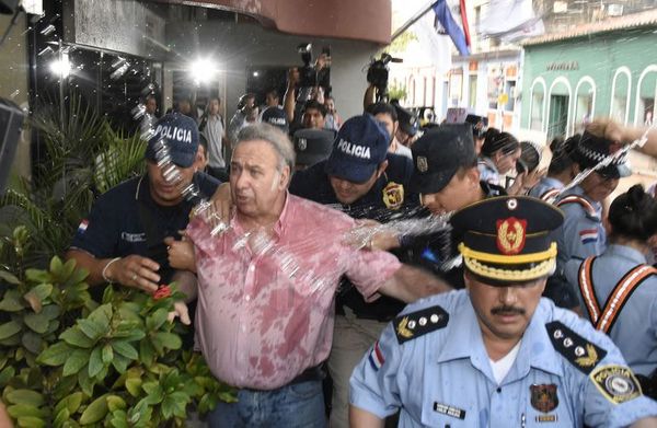 Arévalo pedirá expulsión de Óscar González Daher de la ANR - Nacionales - ABC Color