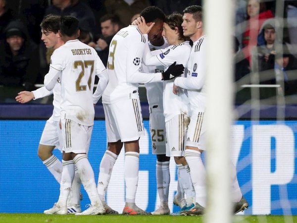 El Real Madrid cumple sin brillo