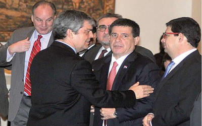 Riera deja Honor Colorado y peleará por la Presidencia de la ANR