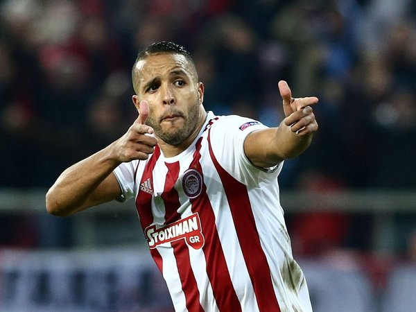 Un postrero gol lleva al Olympiacos a la Europa League