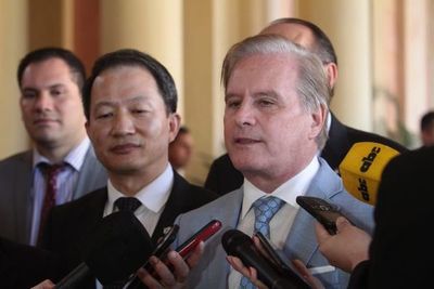 Durand insiste en inocencia y tira responsabilidad hacia supuestos estafados - Nacionales - ABC Color