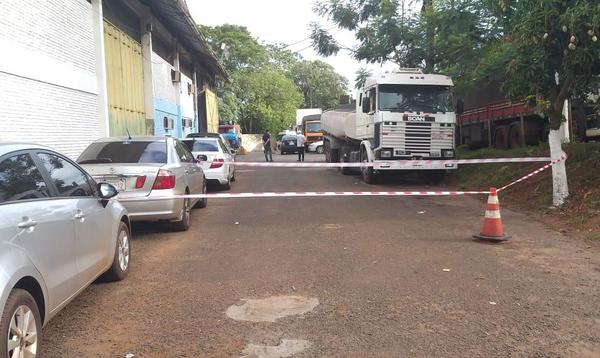 Motochorros hieren a cambista en asalto