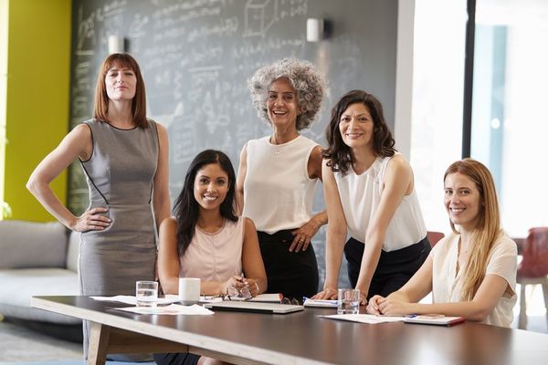 ¿Cómo prosperan las mujeres talentosas?