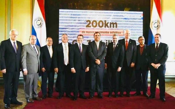 Caazapá beneficiada con la construcción de 14.300 km de pavimentación asfáltica