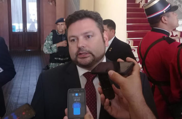 Procurador dijo que es imposible reincorporación de Ríos Avalos a la Corte