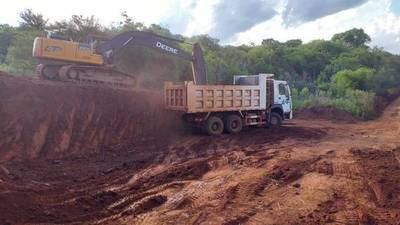 Convocan a empresas interesadas en pavimentación de caminos vecinales en cinco departamentos - ADN Paraguayo