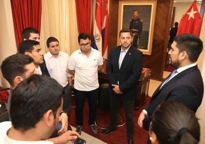 ANR: Dirigentes aguardan resolución del TEP