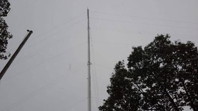 RAYO CAE POR ANTENA DE EMISORA RADIAL DEL NORDESTE