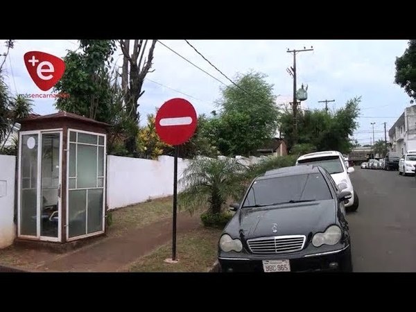 SEÑALIZAN CALLES DE ENCARNACIÓN CON NUEVO SISTEMA DE CIRCULACIÓN DE VEHÍCULOS EN EX IPVU