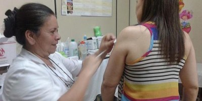 EXISTE DISPONIBILIDAD DE VACUNA CONTRA LA FIEBRE AMARILLA EN ITAPÚA