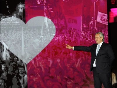 El nuevo Gobierno argentino anuncia la flexibilización del aborto no punible