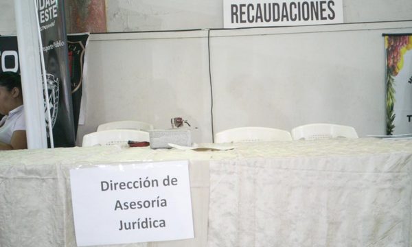 Dirección de Asesoría Jurídica ausente en Feria de Transparencia