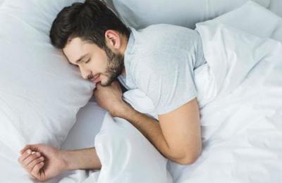 Estudio confirma que dormir mucho el fin de semana es una necesidad - SNT
