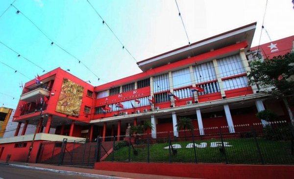 Piden expulsión de OGD y Díaz Verón de la ANR | Noticias Paraguay