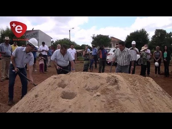 PALADA INICIAL PARA LA CONSTRUCCIÓN DEL FUTURO TALLER MUNICIPAL EN EL BARRIO SAN PEDRO CURUPAYTY