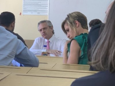El presidente Alberto Fernández se fue a tomar examen a sus alumnos de Derecho