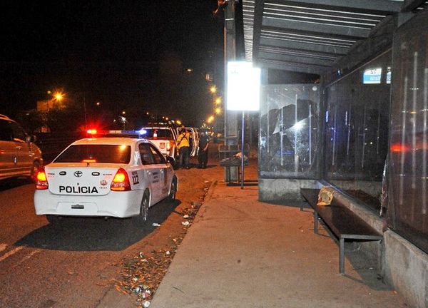Rastrean a quien baleó a asaltantes - Judiciales y Policiales - ABC Color
