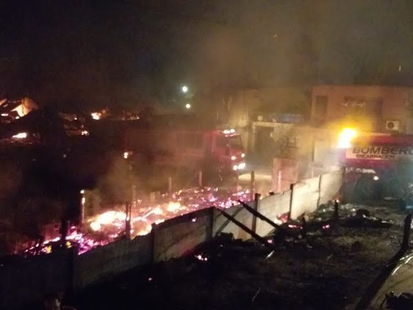 ECOMADERA ARDE EN LLAMAS