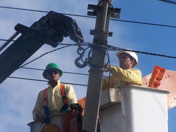 ANDE avisa sobre cortes programados en distintos puntos del país  - Nacionales - ABC Color